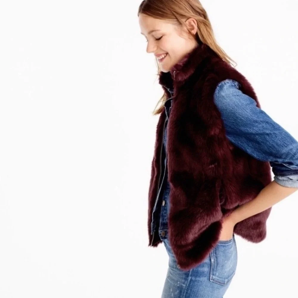 J.Crew Burgundy Wine Faux Fur Zip Vest Minimal Chic Quiet Luxury Size M